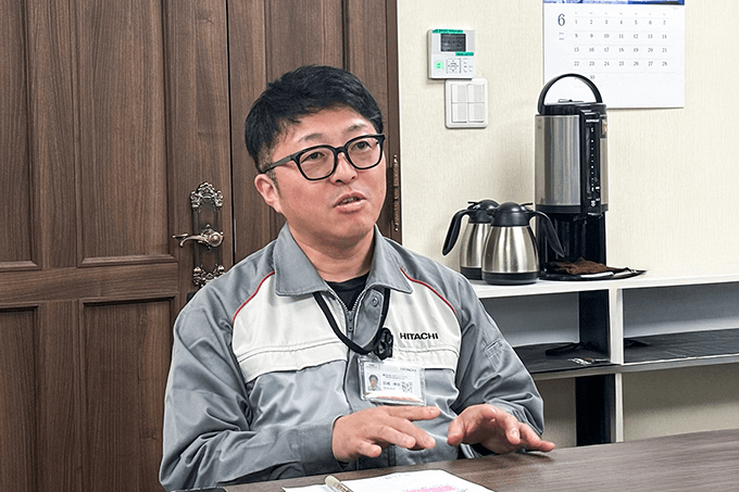 スマホひとつですべて完結できる点が魅力だと語る江﨑様